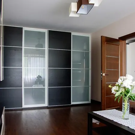 Apartment Day By Day In *